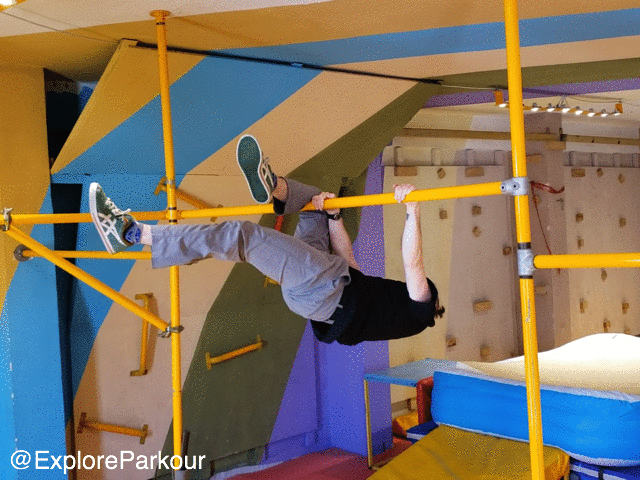 Leg Hook Pull Ups