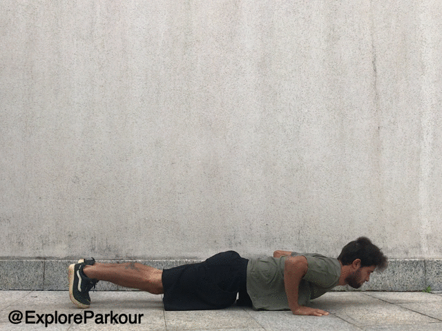 Floating Tuck push Ups